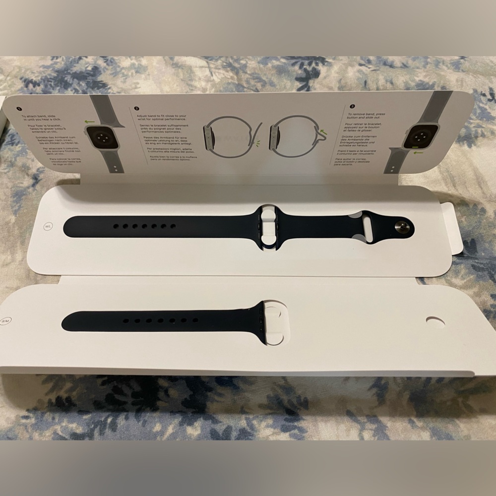 Apple Midnight Sport Band 45 MM Smartwatch Band NWT